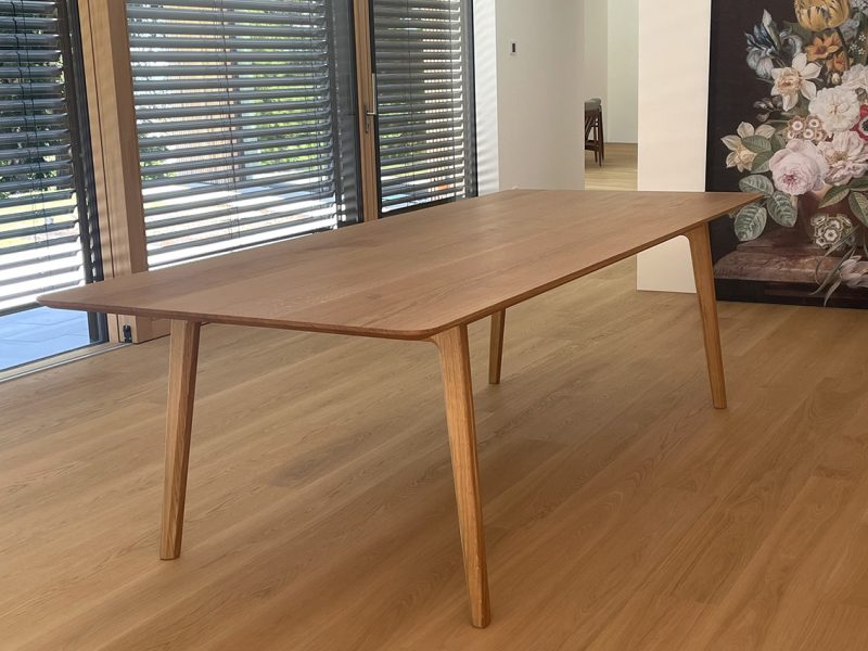 Esstisch Maßanfertigung